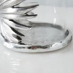 Leaves Candle Holder