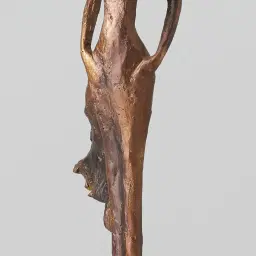 Cleo Statue