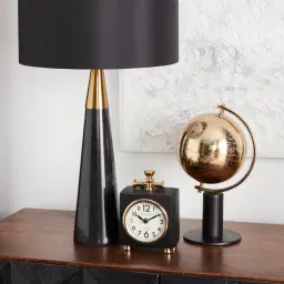Thomas Table Clock
