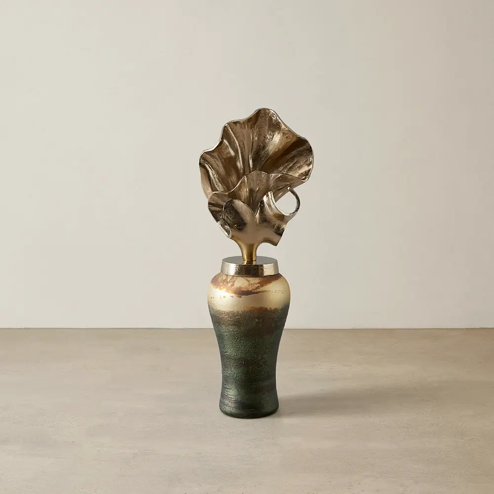 Ruffled Leaf Bottle - Small