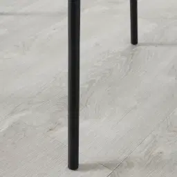 Shiloh Chair 