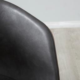 Oakley Chair 