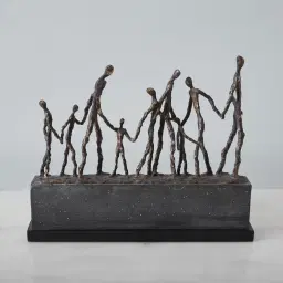 La Familia Decorative