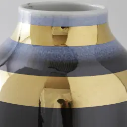 Sweet Honey Vase
