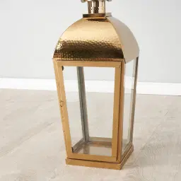 Elvira Lantern