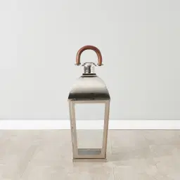 Damien Lantern - Medium