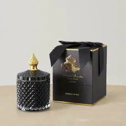 Black Sails Candle 200g