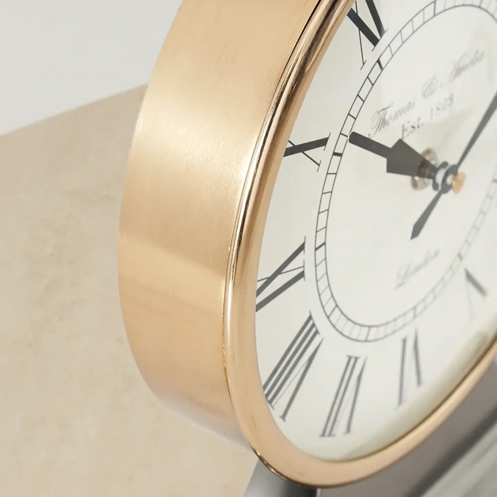 Dalbert Clock