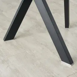 Jutta Glass 120cm Dining Table - Black Legs