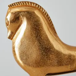 Stance Gold Horse Metal Decorative