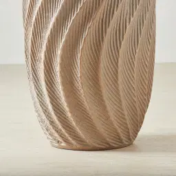 Fermo Pearl And Antique Gold Vase