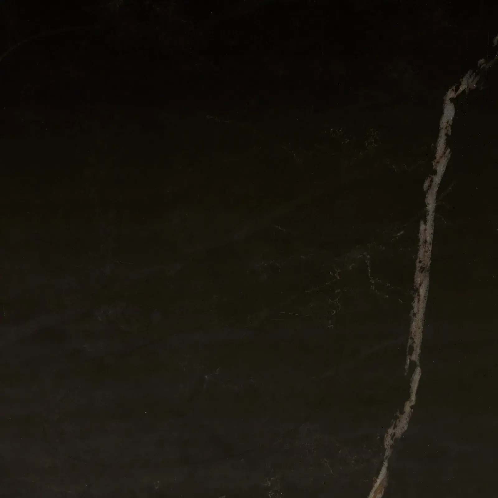 Santorini Nero Glossy Sintered Stone Short Plinth