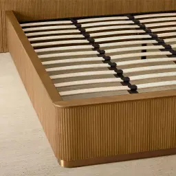 San Pierre Light Brown Ash Veneer King Bed
