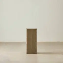 Trento Medium Brown Ash Veneer Medium Plinth