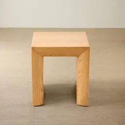 Salvador Light Oak Veneer Side Table