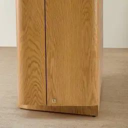 Verdara Light Oak Veneer Dresser